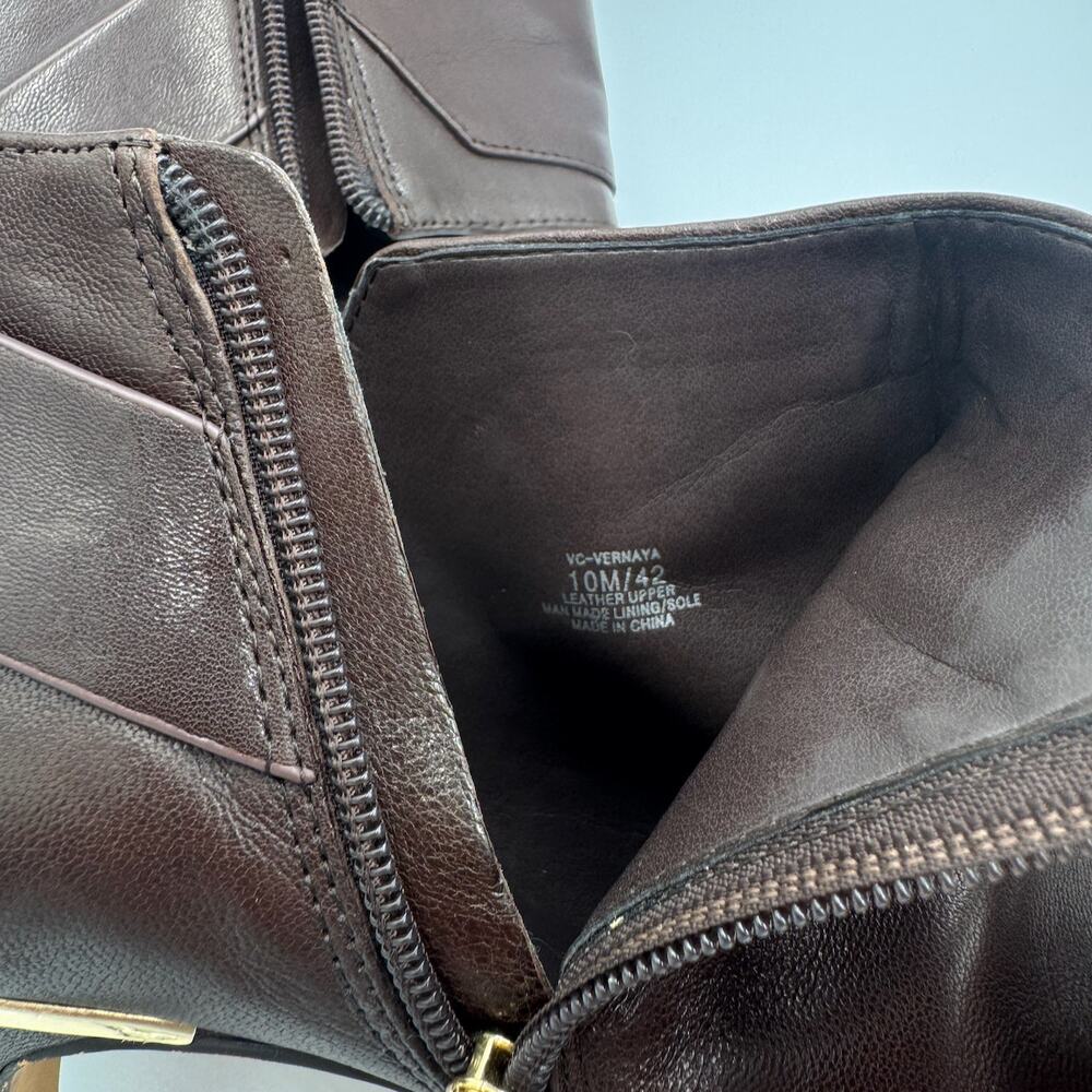 Vince Camuto Vernaya Ankle Booties 10M Espresso Brown Leather Gold Buckle Heels - Picture 6 of 16